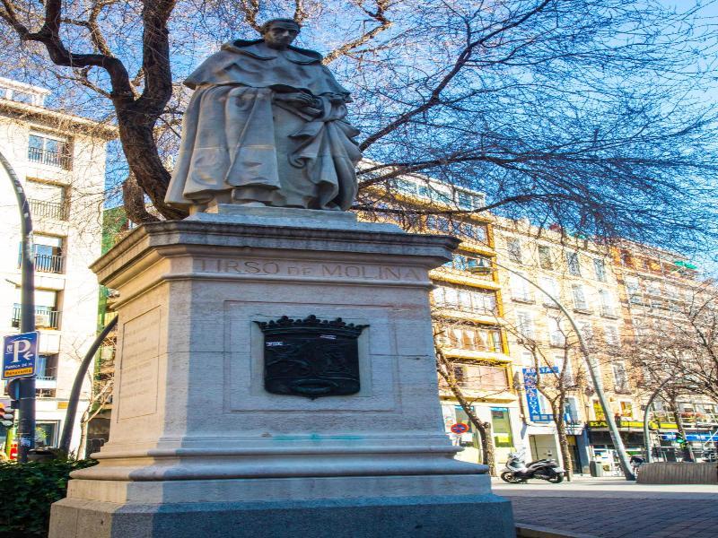 Hostal Montaloya Мадрид Екстериор снимка